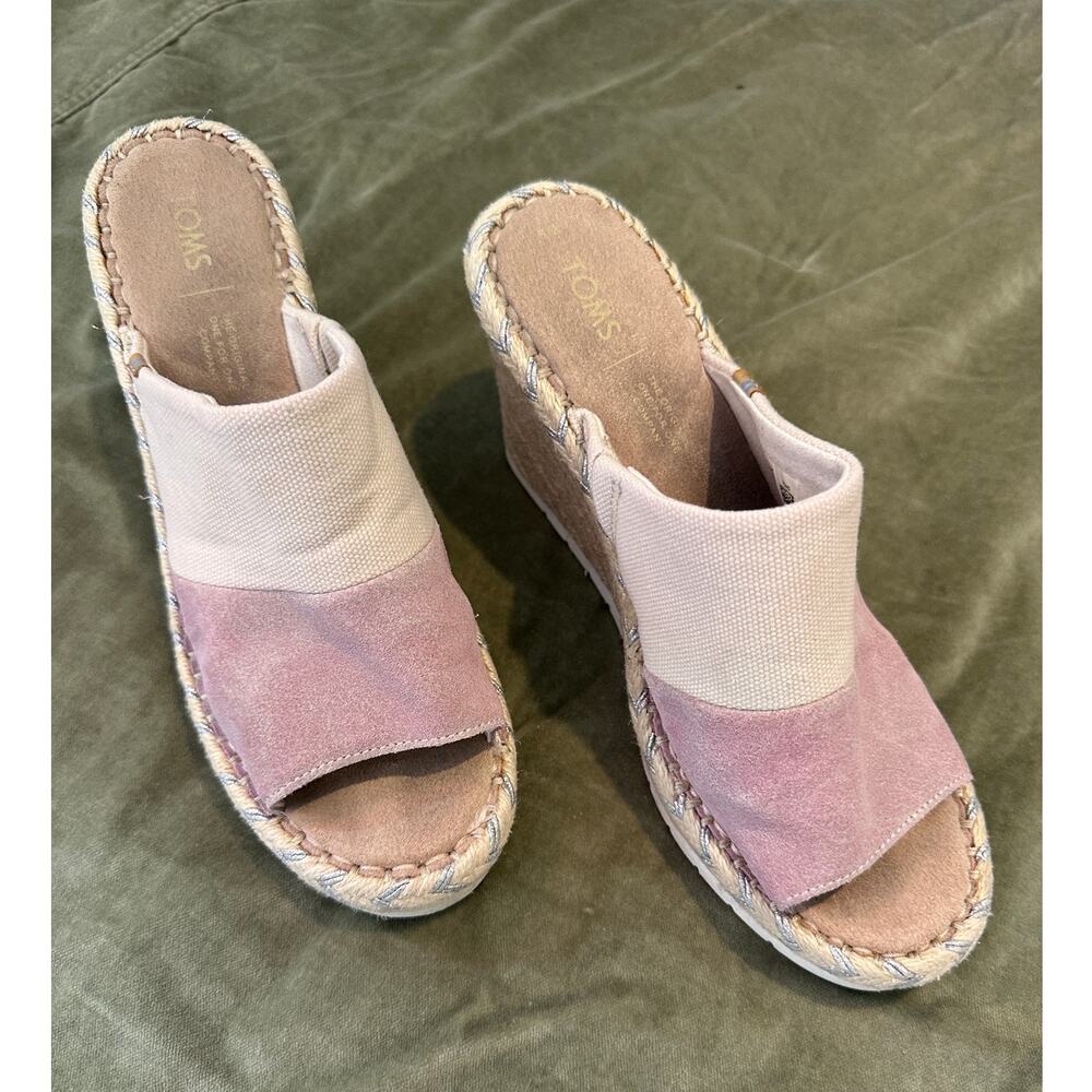 TOMS Monica Mule Wedge in Peony Suede